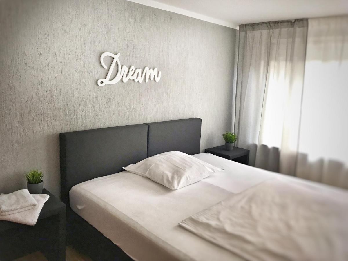 Zur Eiche Hotel Overath Bagian luar foto