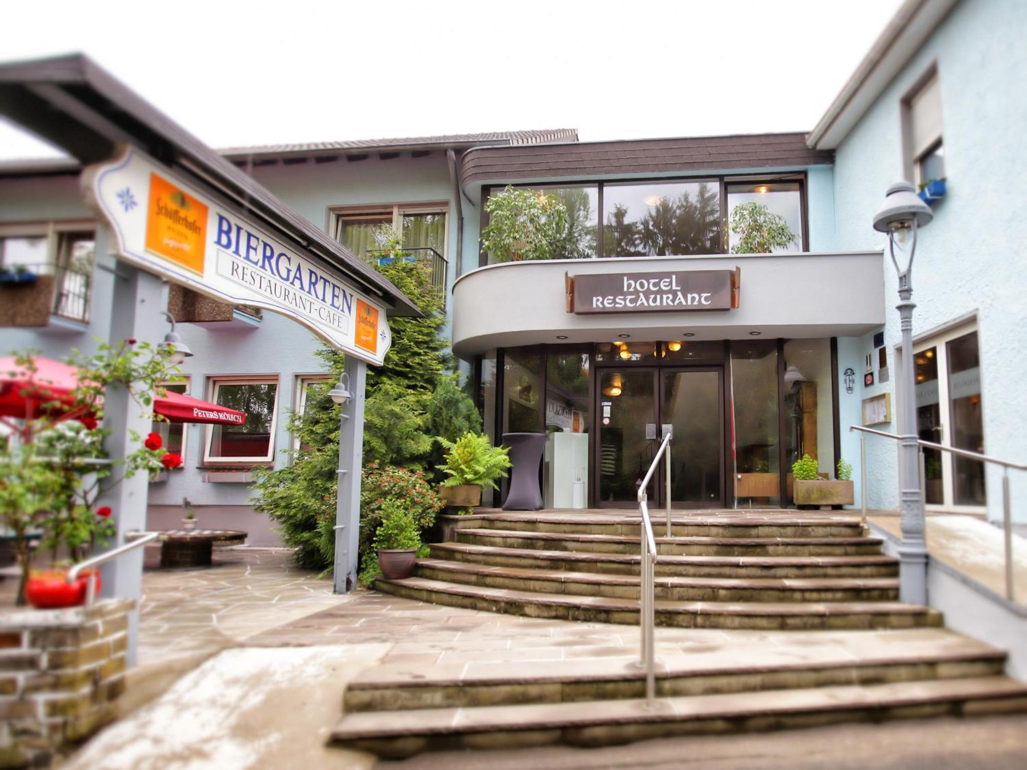 Zur Eiche Hotel Overath Bagian luar foto